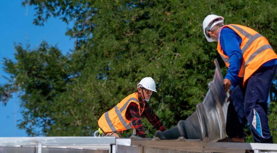 Professional gutter cleaning in Dunbar, NE